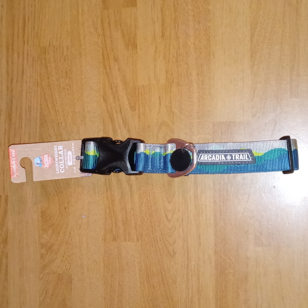 Arcadia Light weight collar Size Medium(Buy1Get1Free)